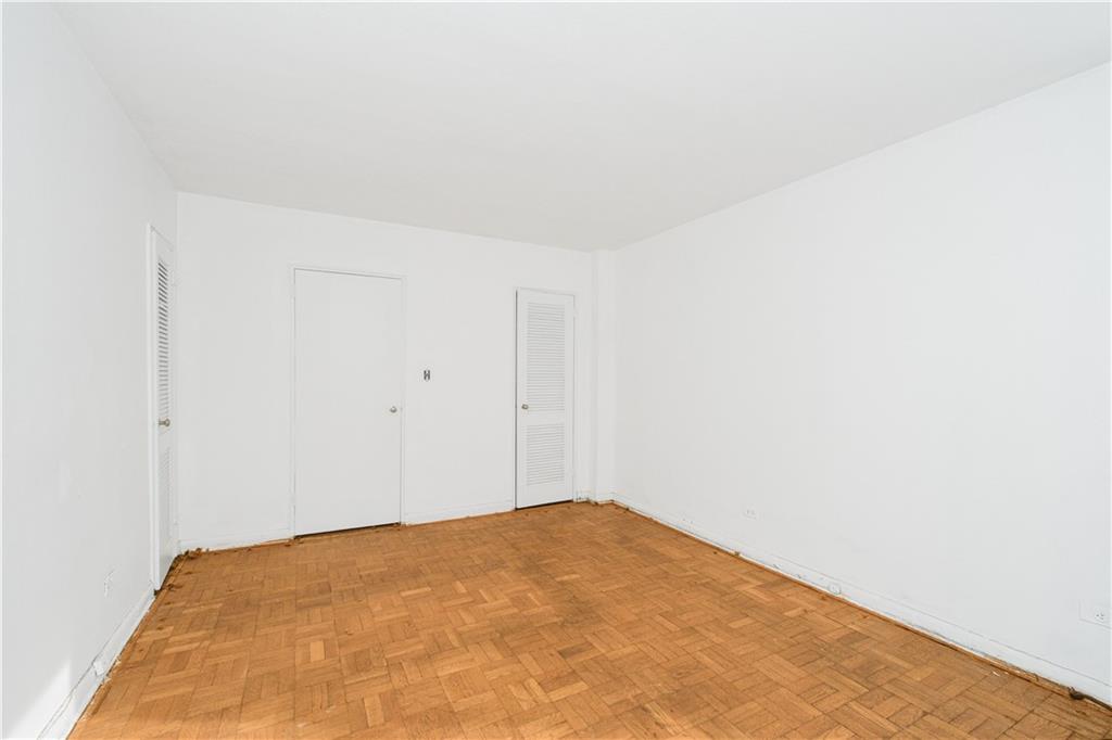 350 Richmond Terrace St. George Staten Island NY 10301