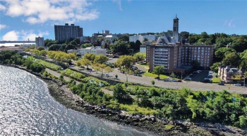 350 Richmond Terrace St. George Staten Island NY 10301