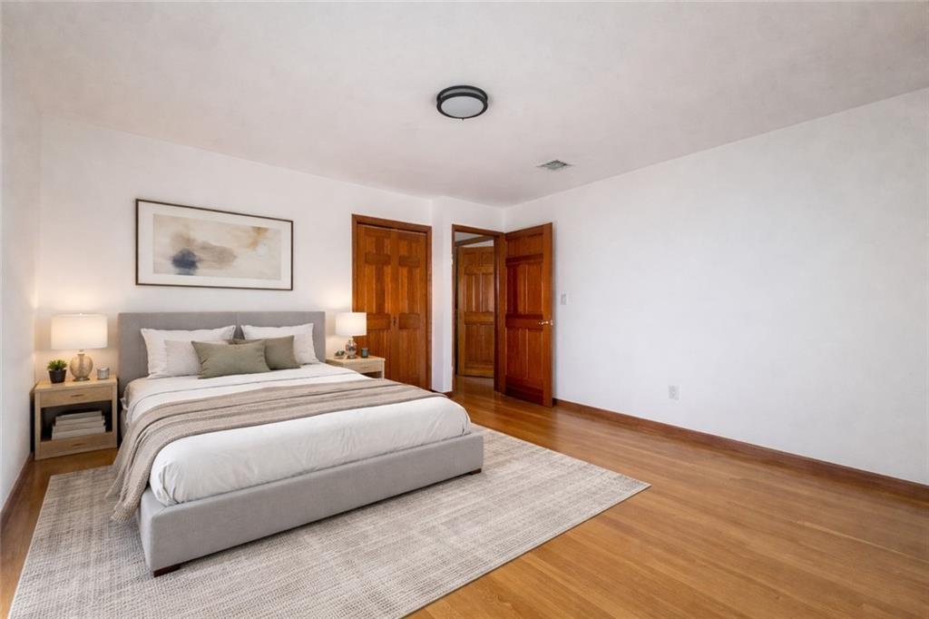 735 Woodrow Road Annadale Brooklyn NY 10312