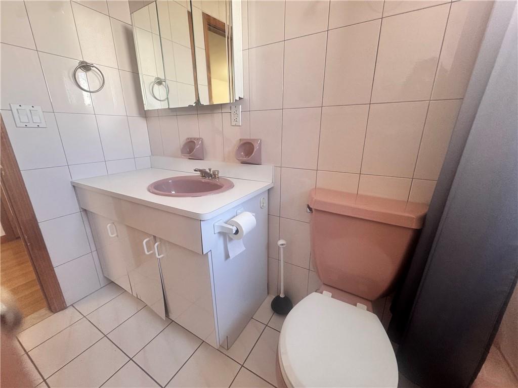735 Woodrow Road Annadale New York NY 10312