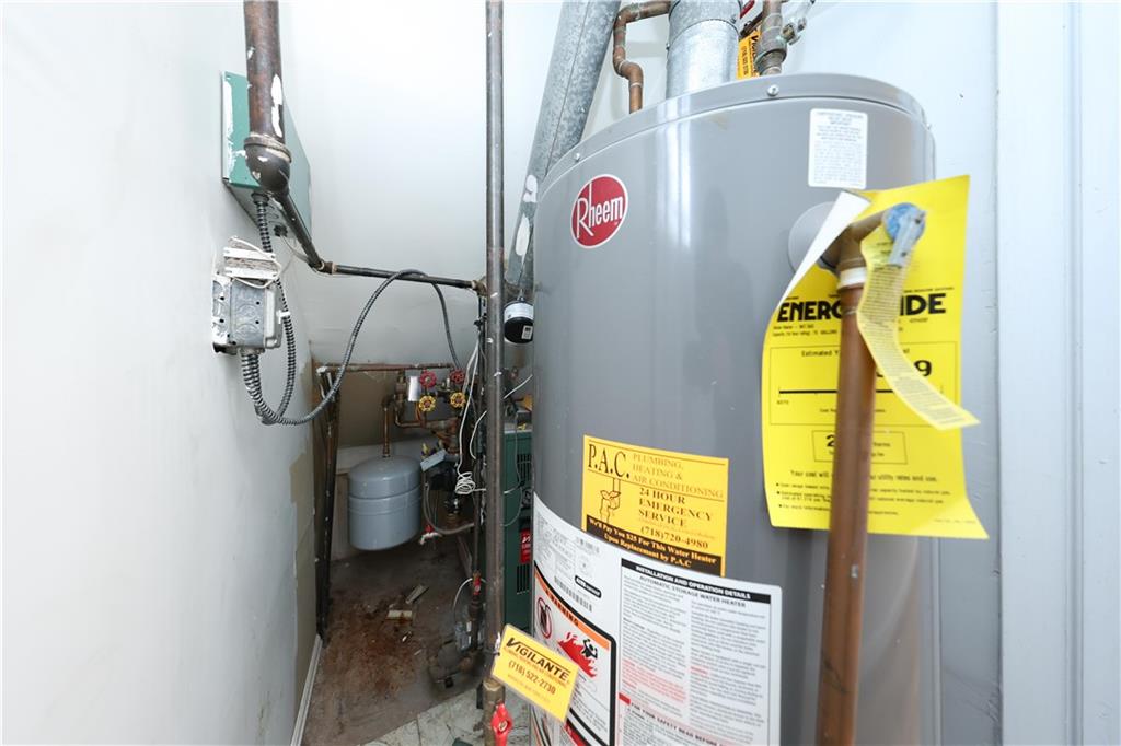 89A Mapleton Avenue Midland Beach Staten Island NY 10306