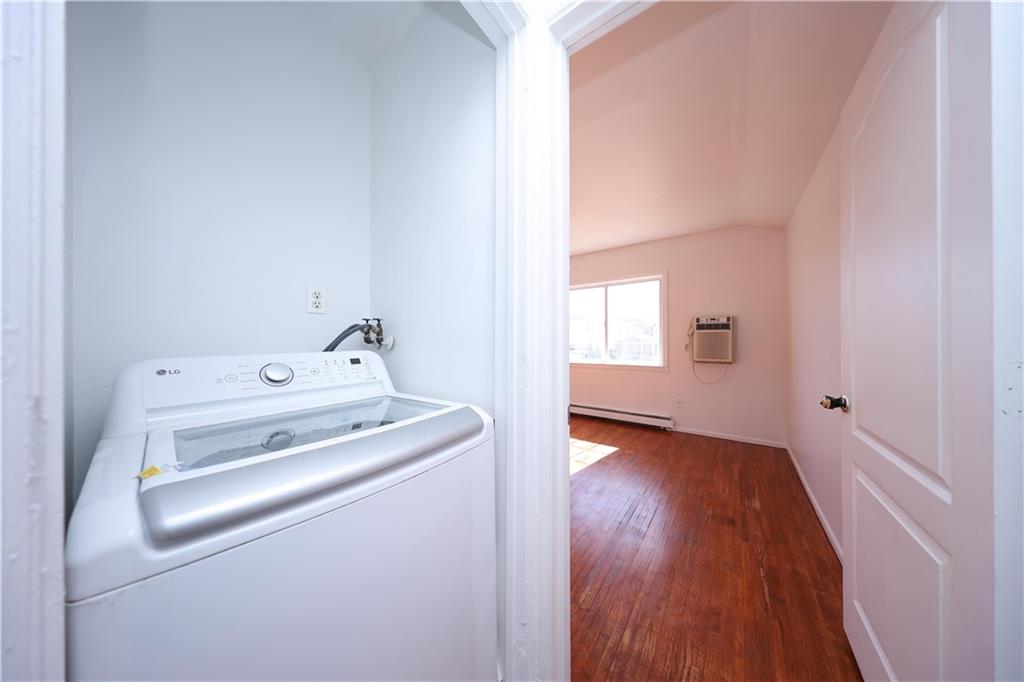 89A Mapleton Avenue Midland Beach Staten Island NY 10306