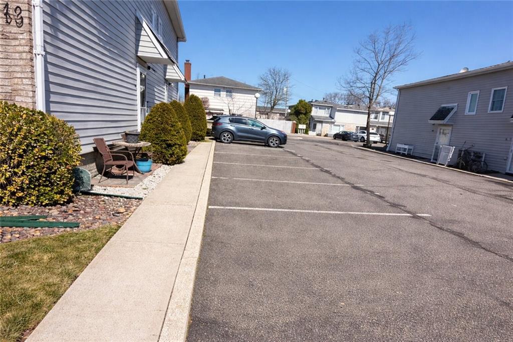 695 Barlow Avenue Eltingville Staten Island NY 10312