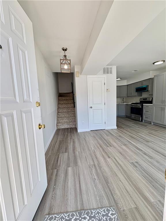 695 Barlow Avenue Eltingville Staten Island NY 10312