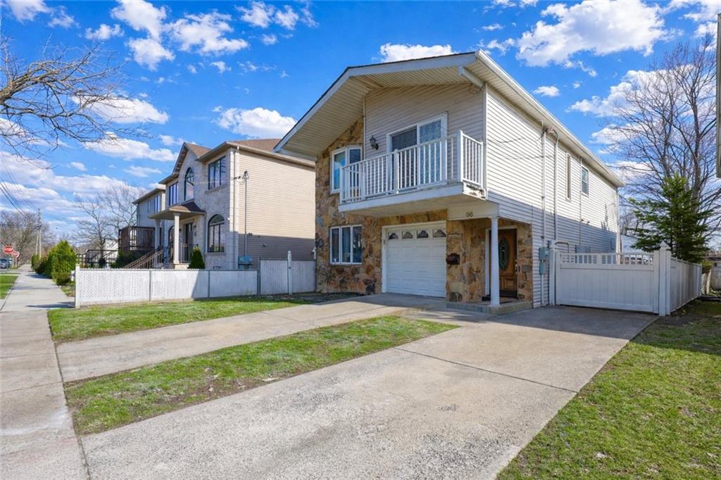 86 West Terrace Huguenot Staten Island NY 10312