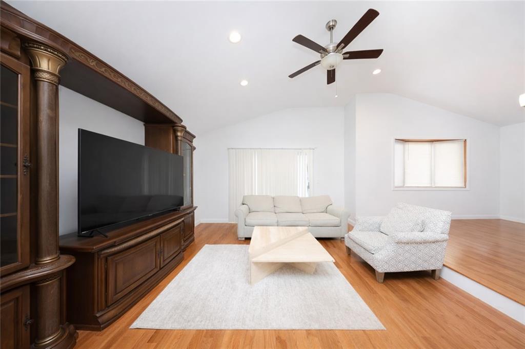 86 West Terrace Huguenot Staten Island NY 10312