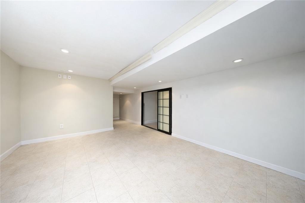 86 West Terrace Huguenot Staten Island NY 10312