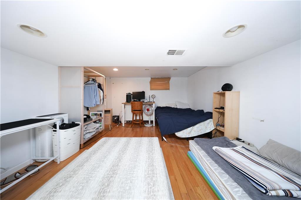 86 West Terrace Huguenot Staten Island NY 10312
