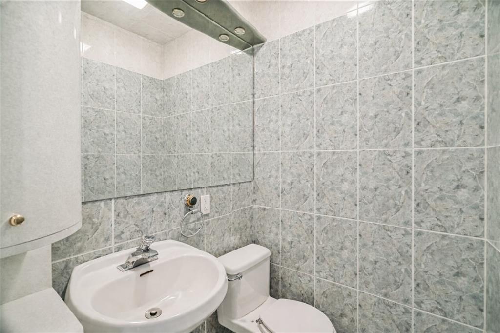 2427 East 17th Street Sheepshead Bay Brooklyn NY 11235