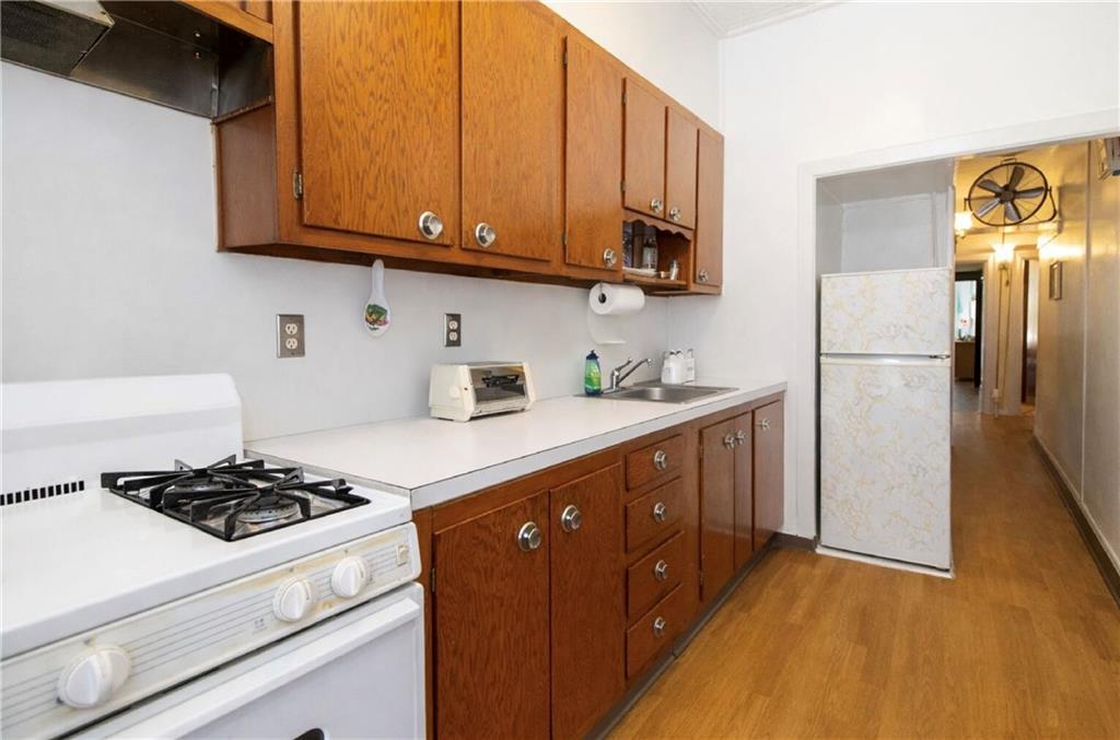 6118 5th Avenue Sunset Park Brooklyn NY 11220