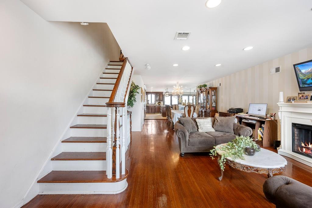 164 Bay 10th Street Bensonhurst Brooklyn NY 11228