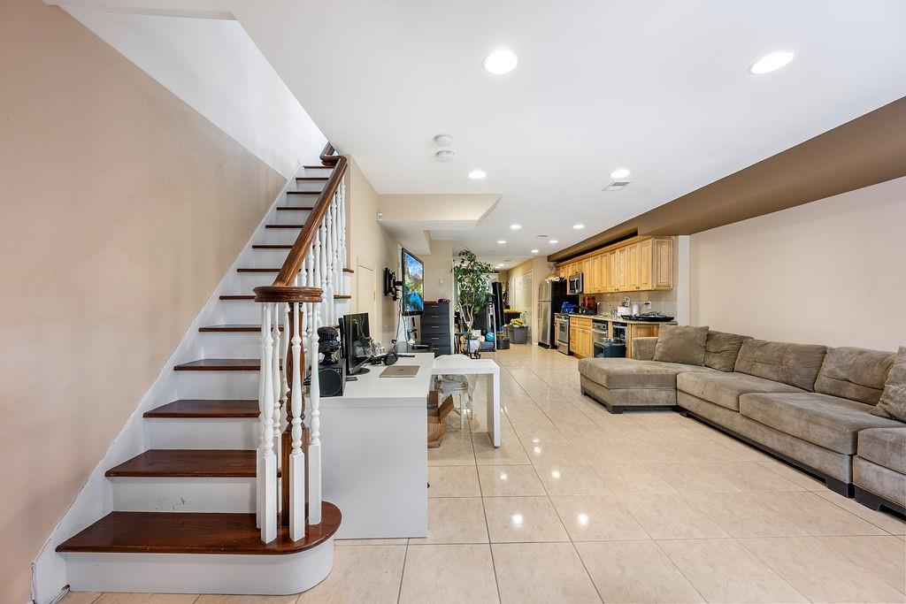 164 Bay 10th Street Bensonhurst Brooklyn NY 11228