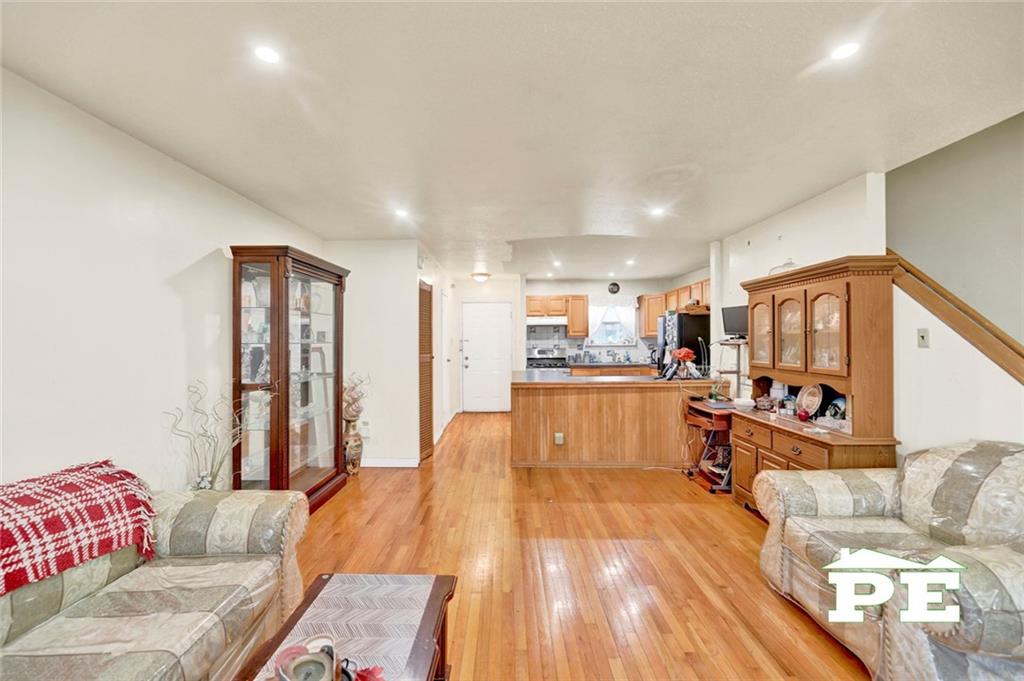 446 New Jersey Avenue East New York Brooklyn NY 11207