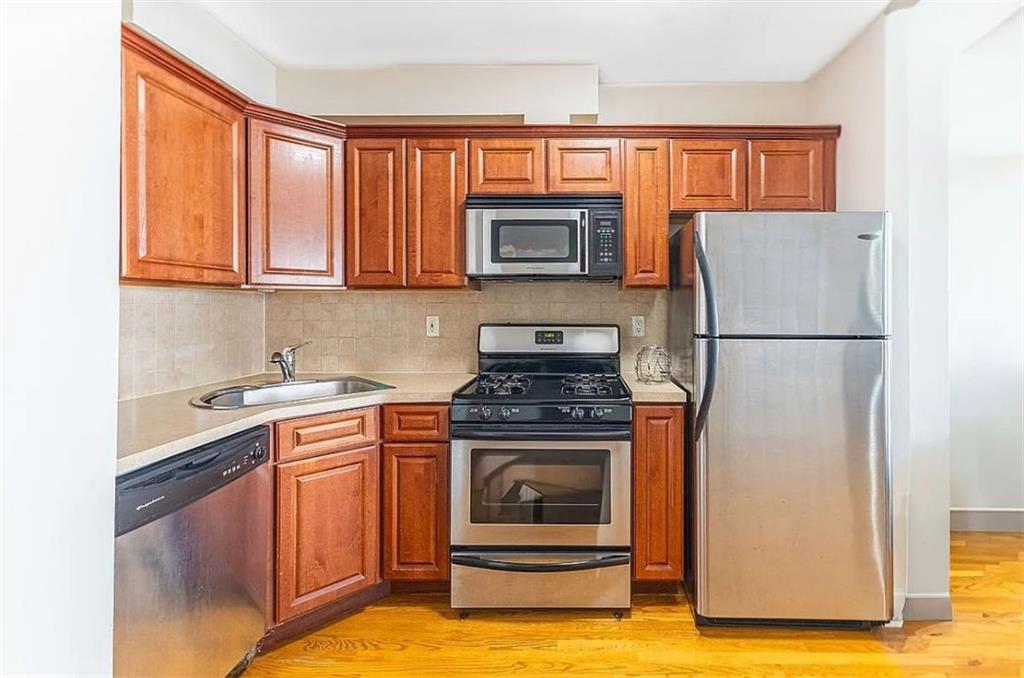 9526 Schenck Street Canarsie Brooklyn NY 11236