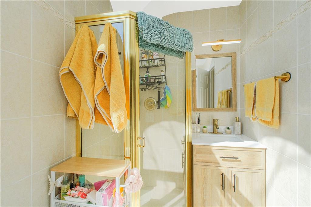 10 Penton Street Pleasant Plains Staten Island NY 10309