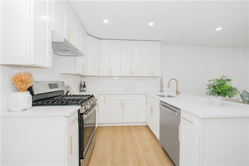 63 Avon Lane Westerleigh Staten Island NY 10314