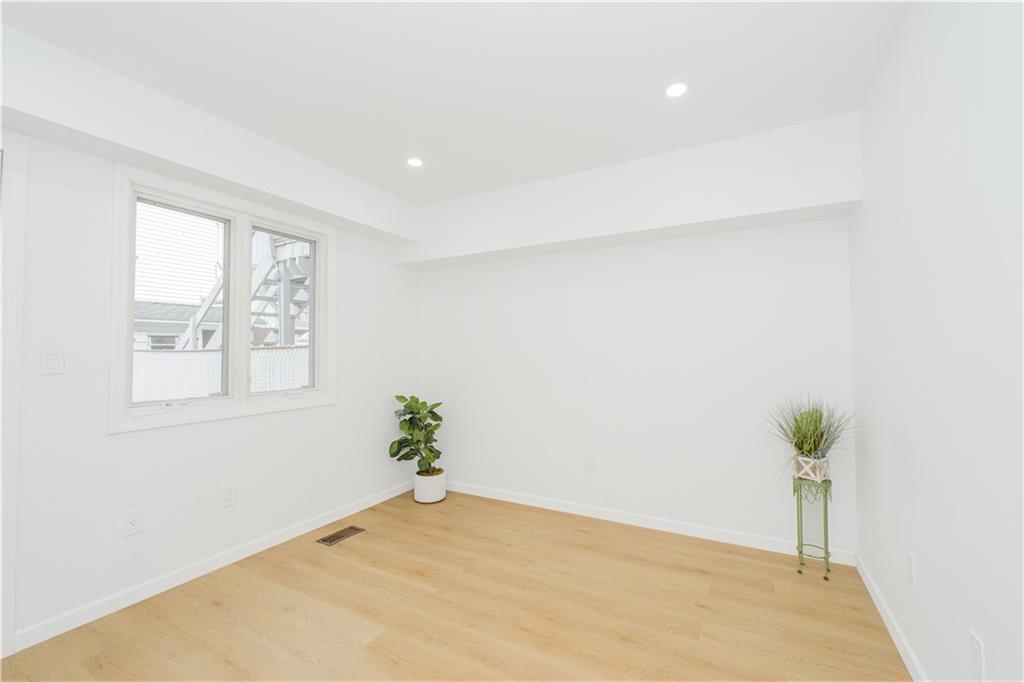 63 Avon Lane Westerleigh Staten Island NY 10314