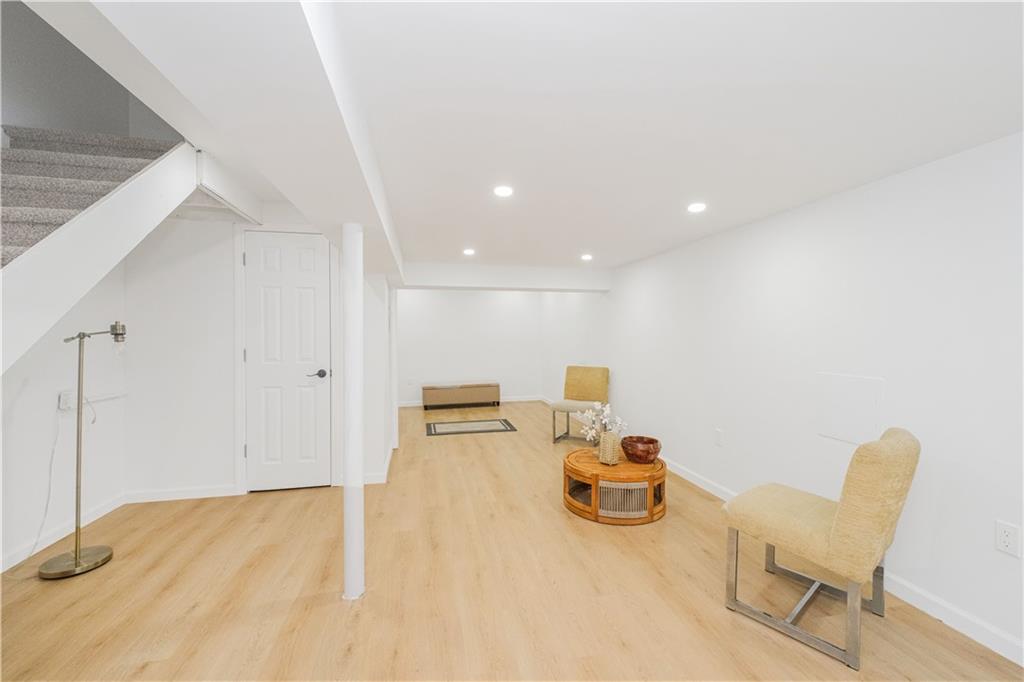 63 Avon Lane Westerleigh Staten Island NY 10314