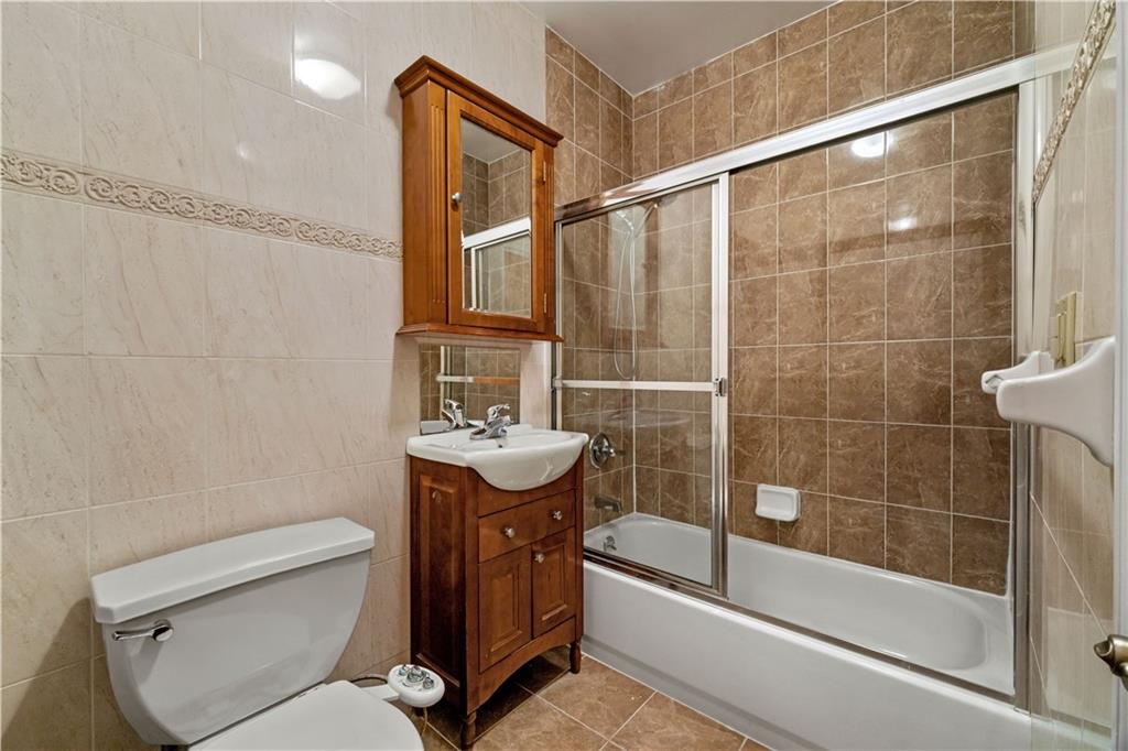 1570 West 10th Street Bensonhurst Brooklyn NY 11204