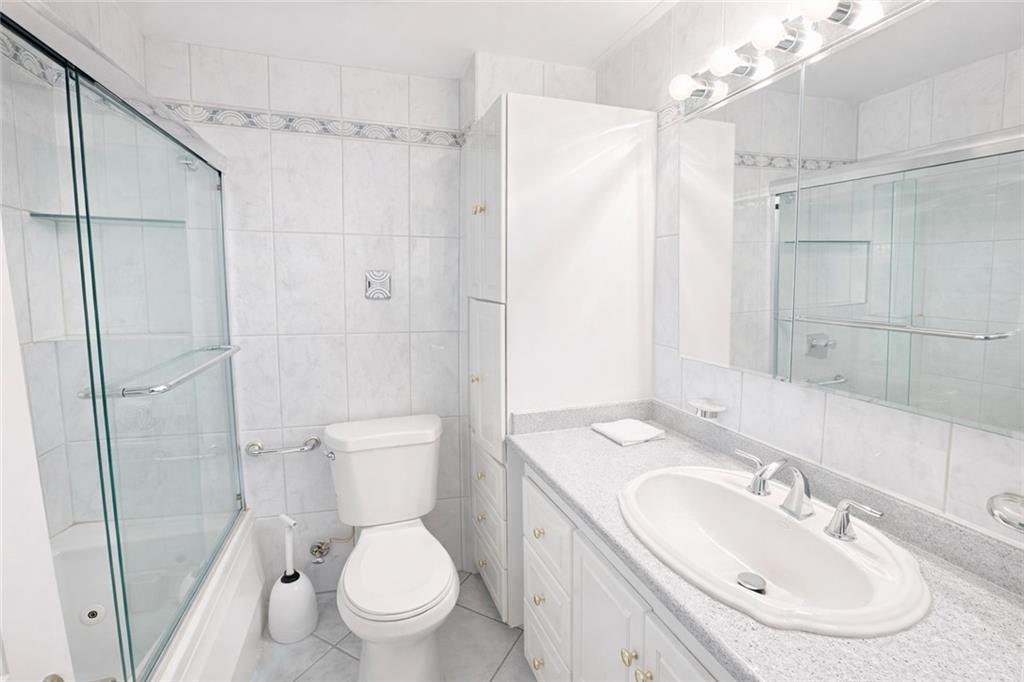 17 Alexander Avenue Arden Heights Staten Island NY 10312