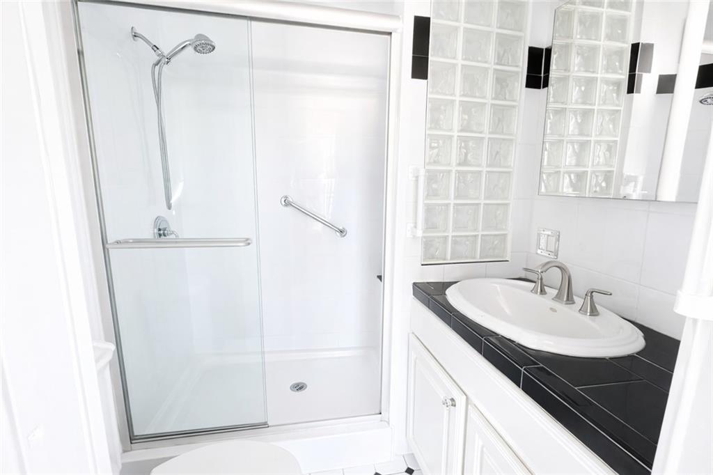 17 Alexander Avenue Arden Heights Staten Island NY 10312