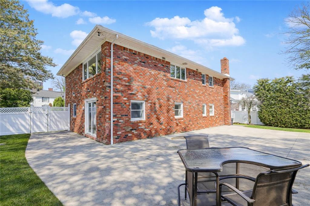 24 Pickersgill Avenue Arrochar Staten Island NY 10305