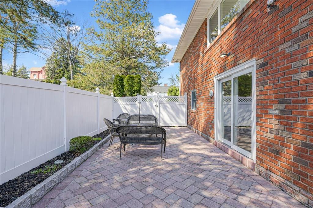 24 Pickersgill Avenue Arrochar Staten Island NY 10305