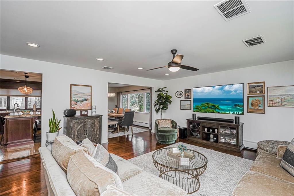 24 Pickersgill Avenue Arrochar Staten Island NY 10305