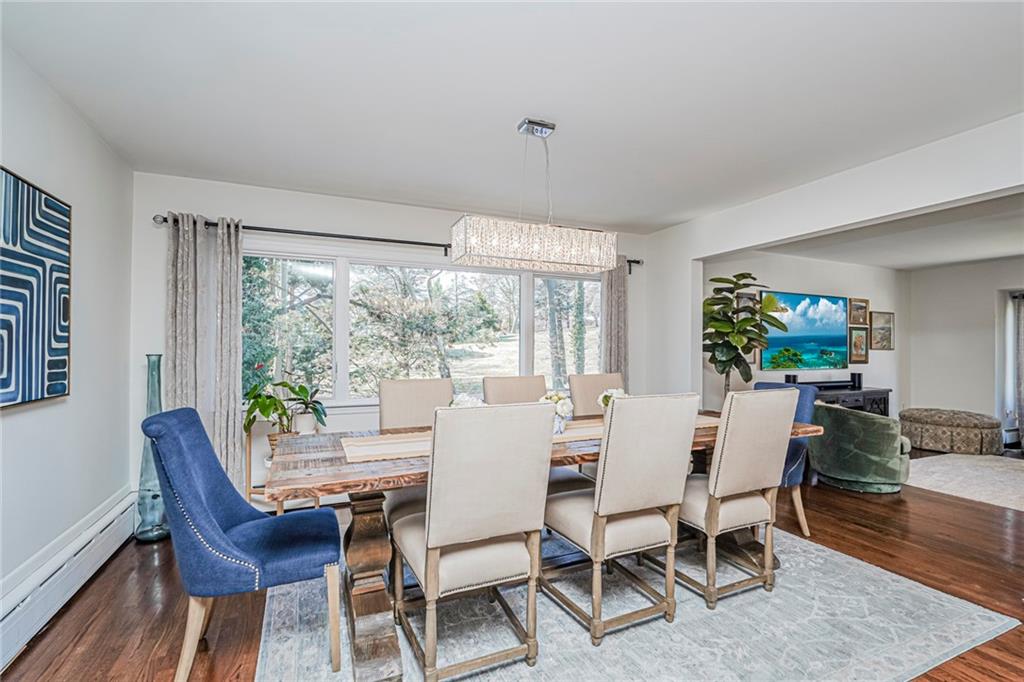 24 Pickersgill Avenue Arrochar Staten Island NY 10305