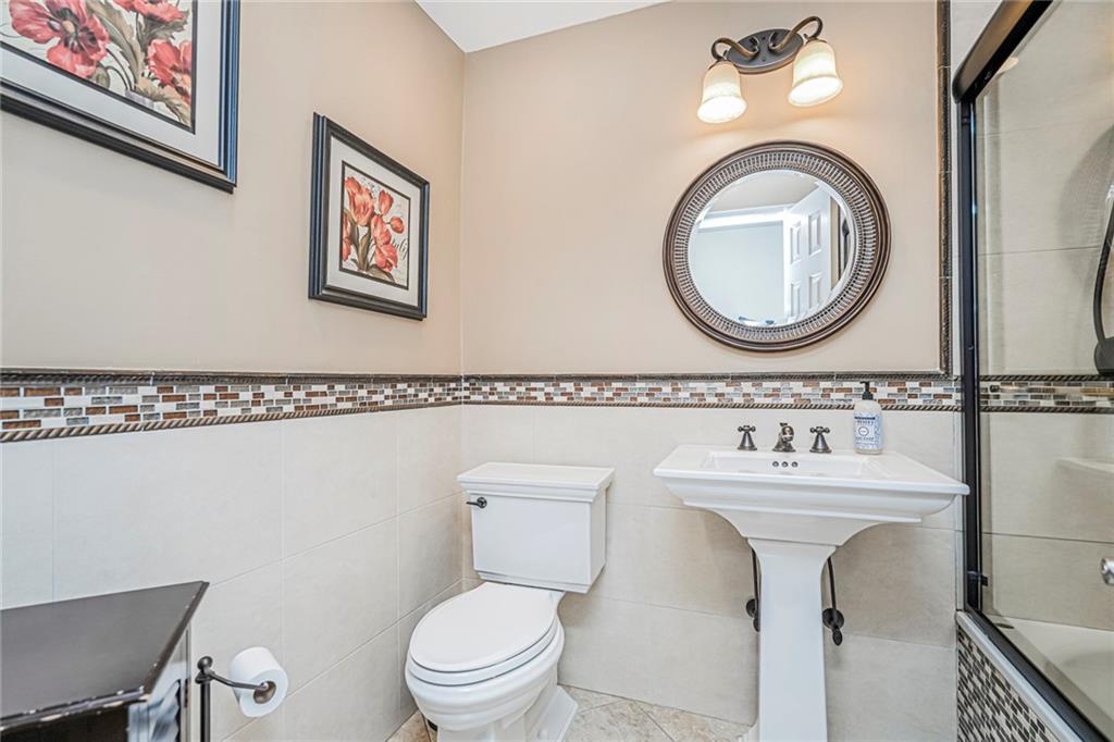 24 Pickersgill Avenue Arrochar Staten Island NY 10305