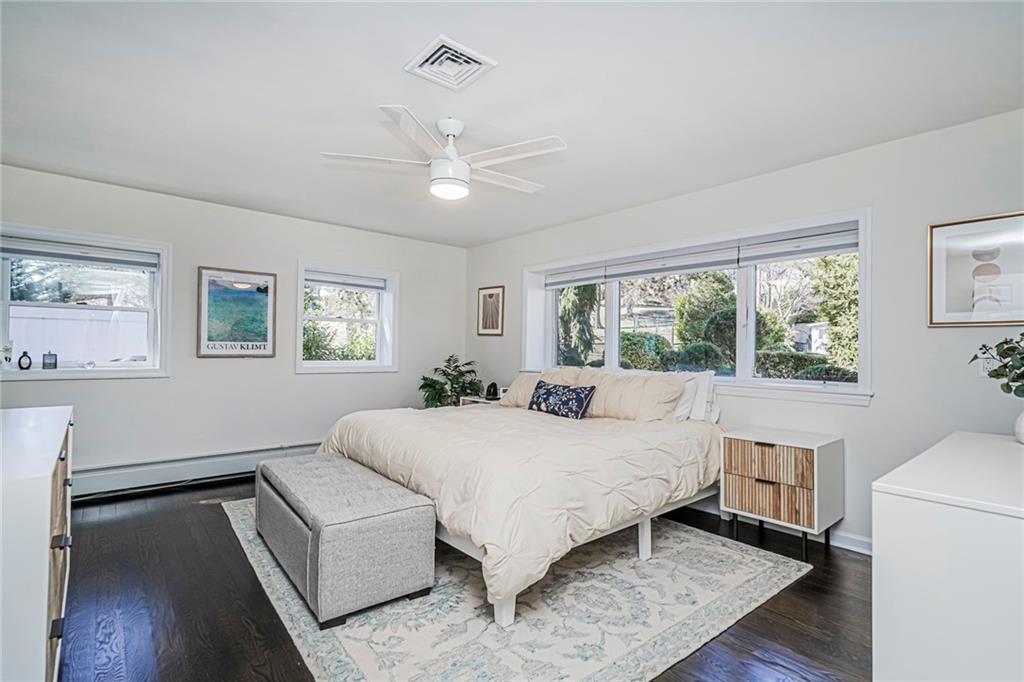 24 Pickersgill Avenue Arrochar Staten Island NY 10305