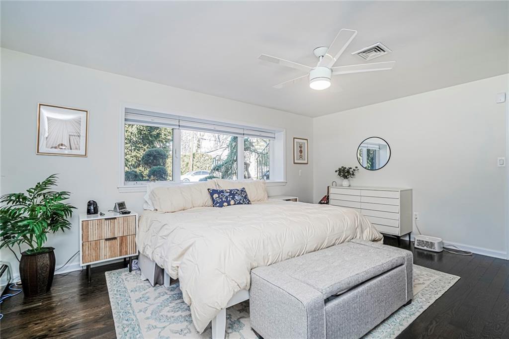 24 Pickersgill Avenue Arrochar Staten Island NY 10305