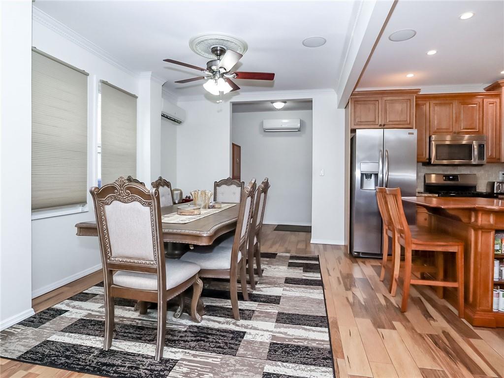 33 Hope Avenue Staten Island NY 10305