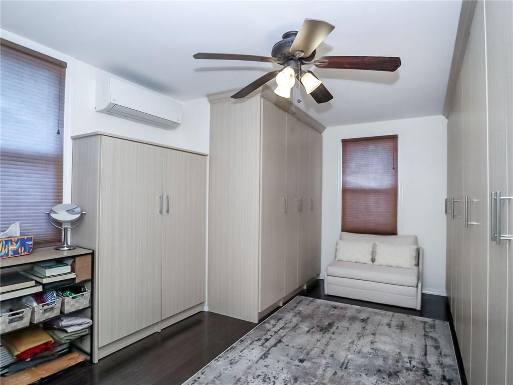 33 Hope Avenue Staten Island NY 10305