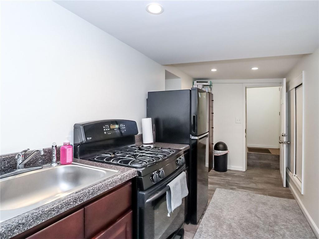 33 Hope Avenue Staten Island NY 10305