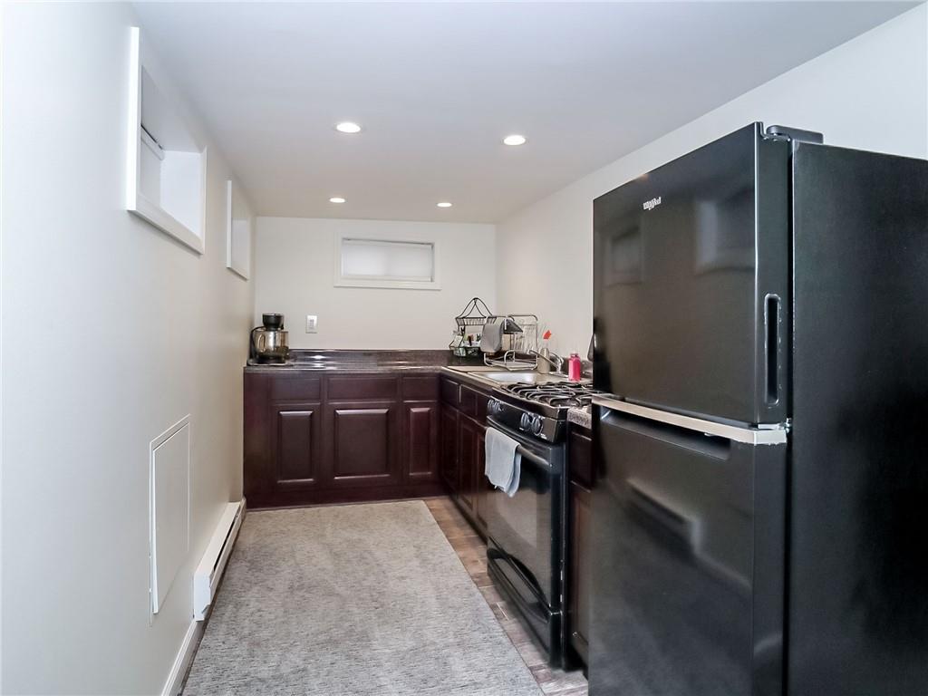 33 Hope Avenue Staten Island NY 10305