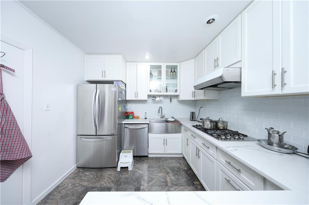 933 56th Street Sunset Park Brooklyn NY 11219