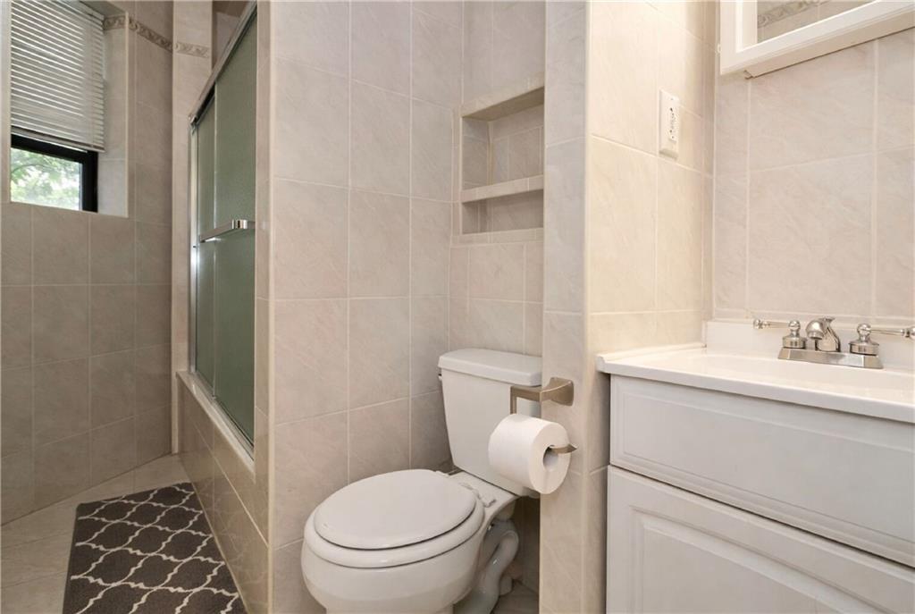 1289 East 19th Street Midwood Brooklyn NY 11230