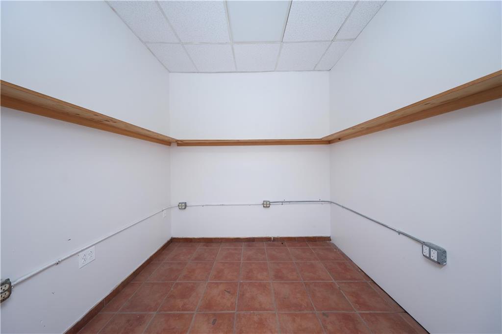 6604 17th Avenue Bensonhurst Brooklyn NY 11204