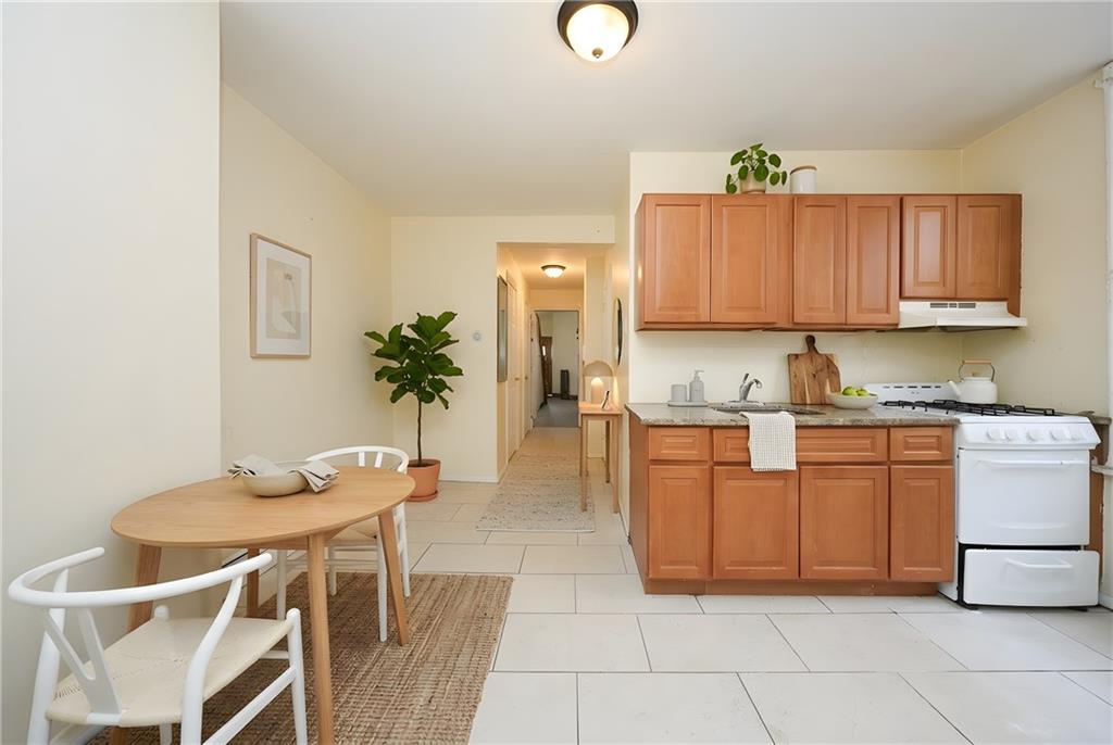 6604 17th Avenue Bensonhurst Brooklyn NY 11204