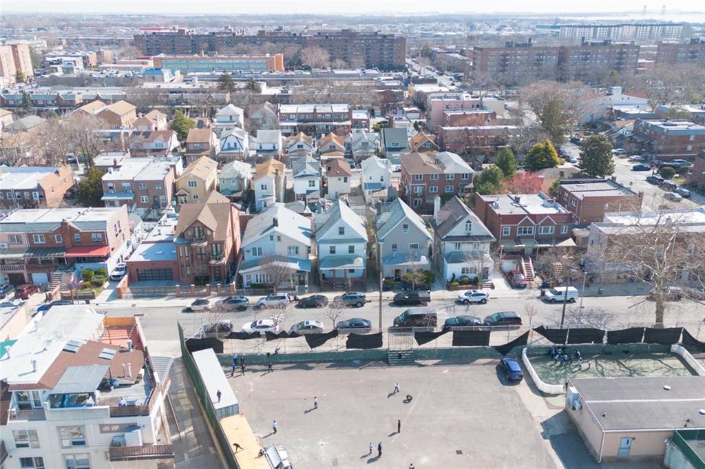 2559 East 27th Street Sheepshead Bay Brooklyn NY 11235