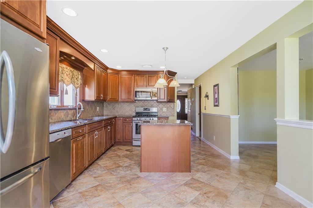 462 Holdridge Avenue Annadale Staten Island NY 10312