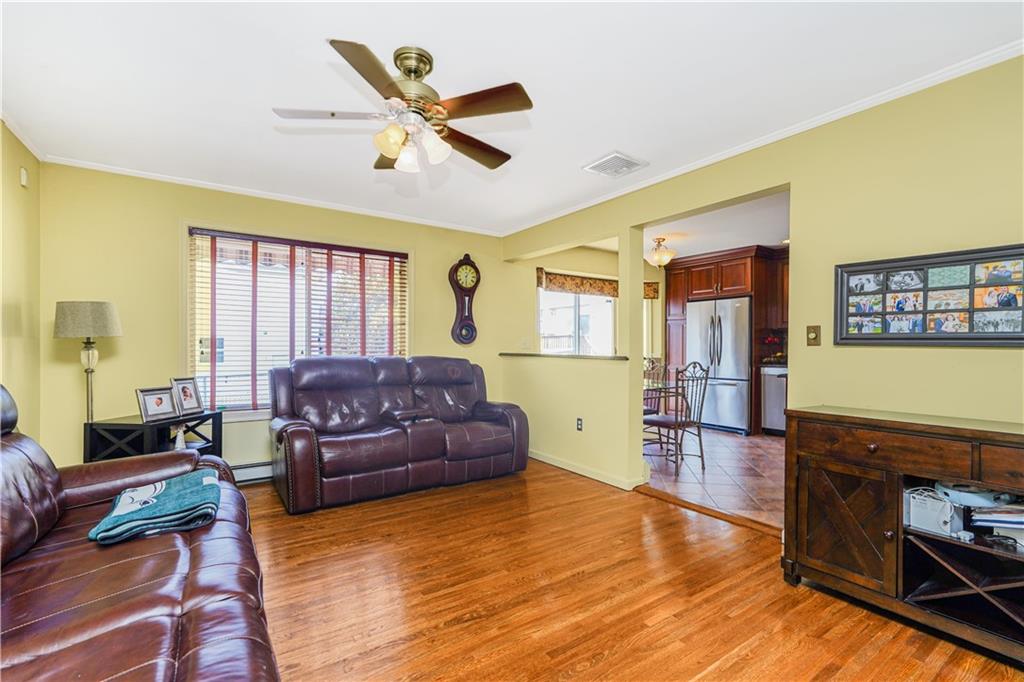 462 Holdridge Avenue Annadale Staten Island NY 10312