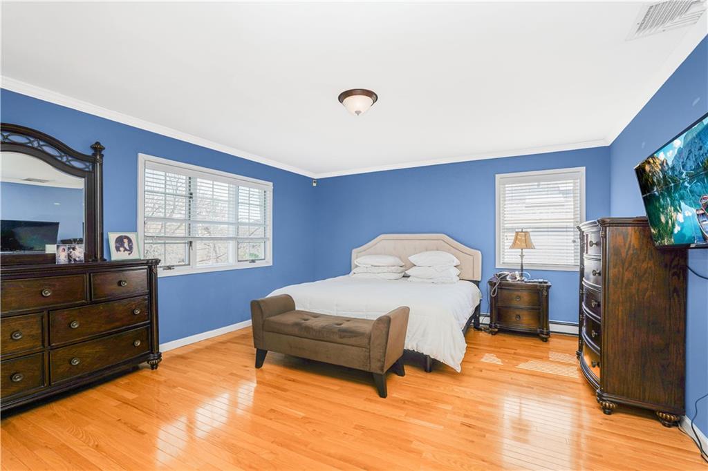 462 Holdridge Avenue Annadale Staten Island NY 10312