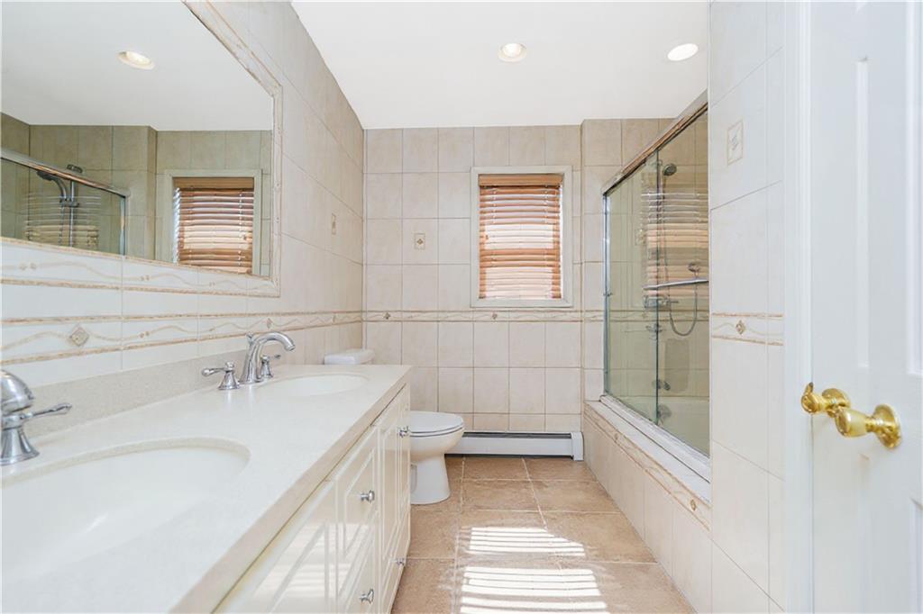 462 Holdridge Avenue Annadale Staten Island NY 10312