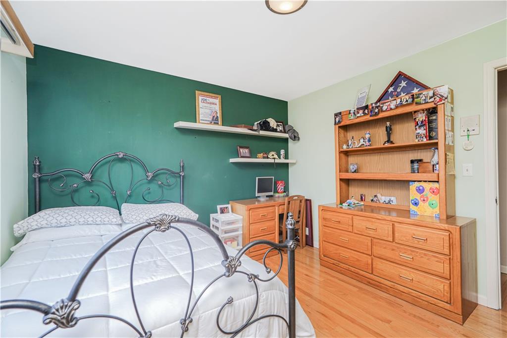 462 Holdridge Avenue Annadale Staten Island NY 10312