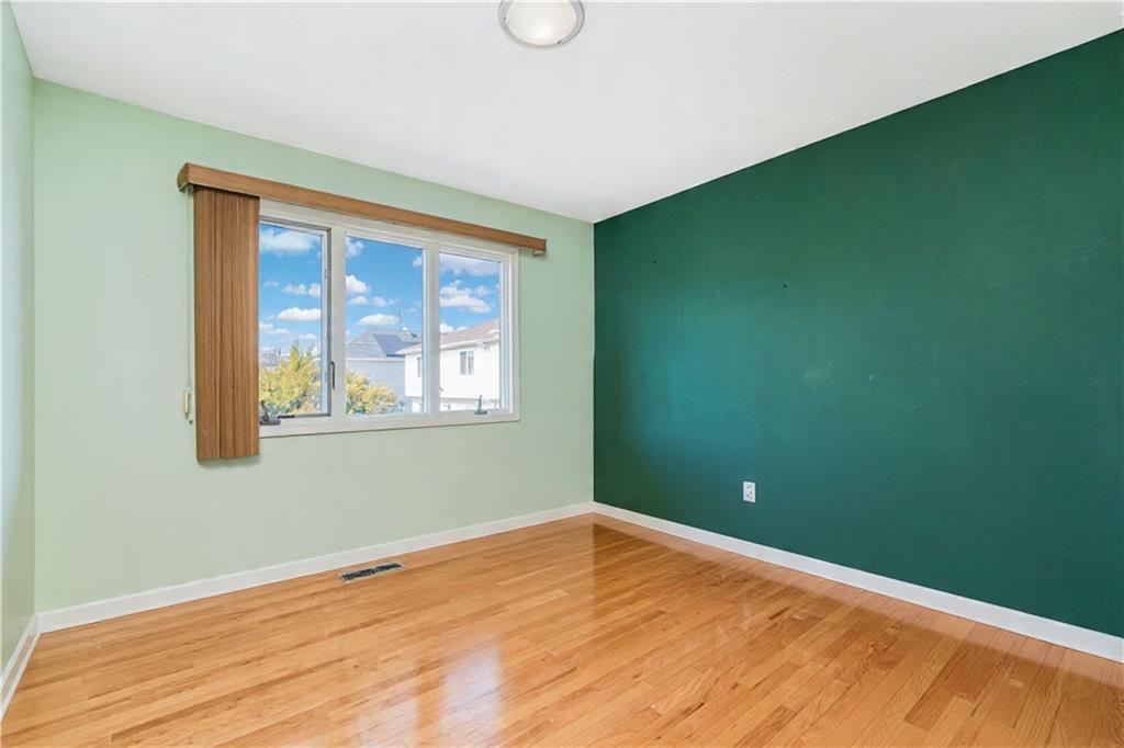 462 Holdridge Avenue Annadale Staten Island NY 10312