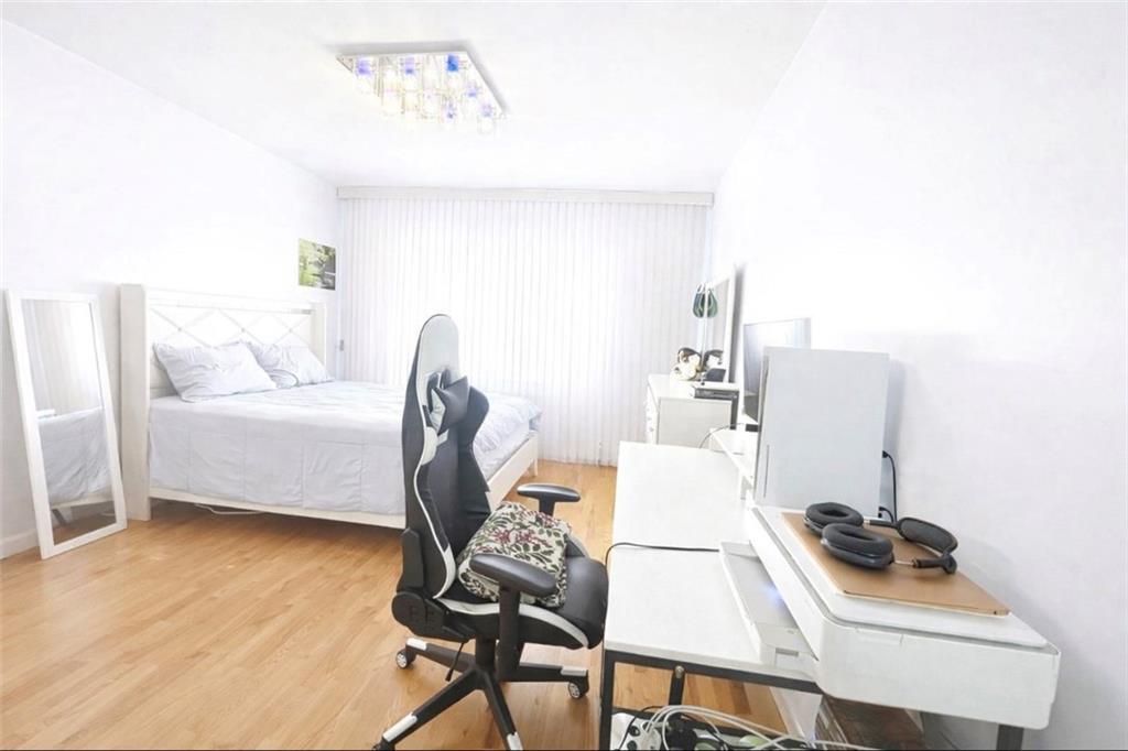 3105 Emmons Avenue Sheepshead Bay Brooklyn NY 11235