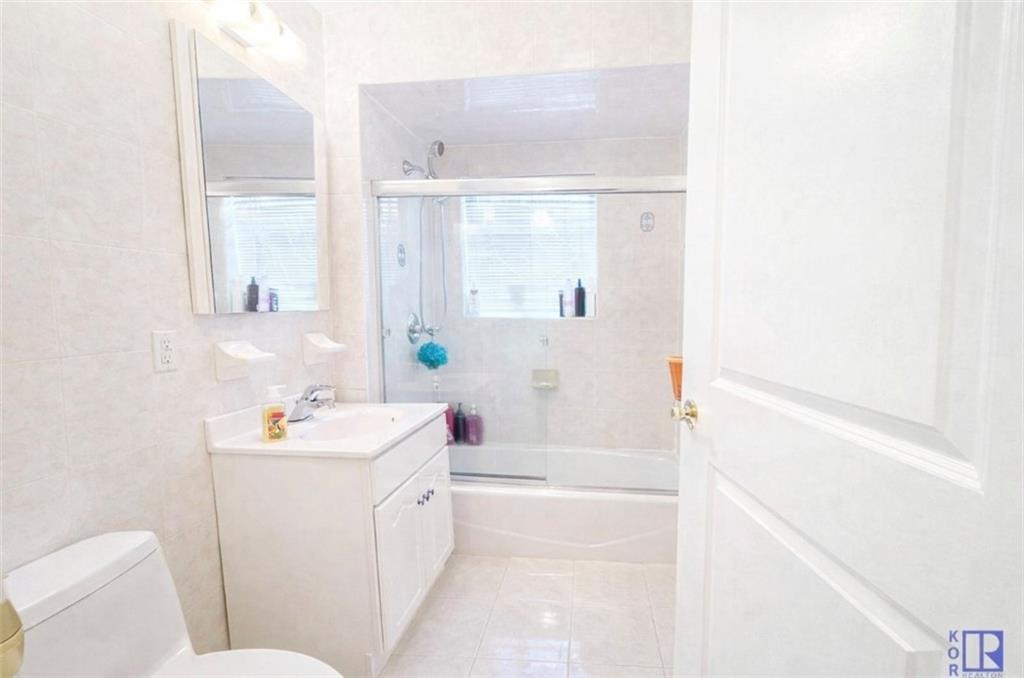 3105 Emmons Avenue Sheepshead Bay Brooklyn NY 11235