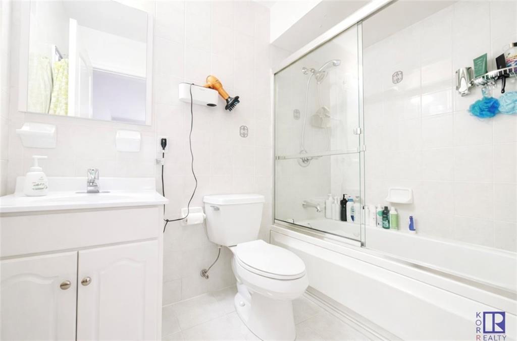 3105 Emmons Avenue Sheepshead Bay Brooklyn NY 11235